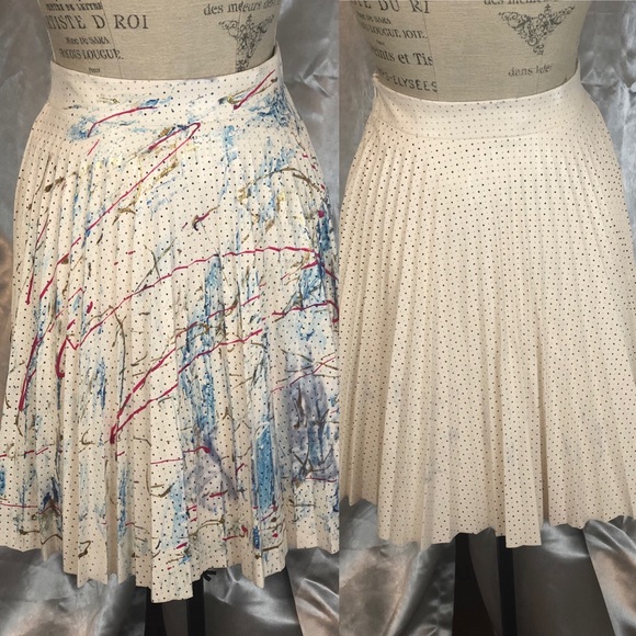 NWOT Faux Leather Paint🎨Splatter Skirt - Picture 5 of 9